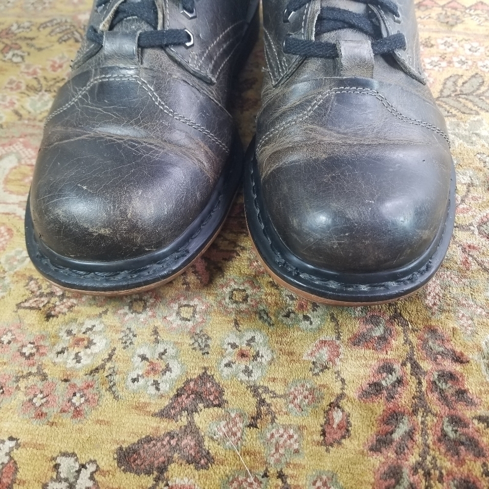 Dr Martens Pier distressed leather mens boots - Picture 5 of 14